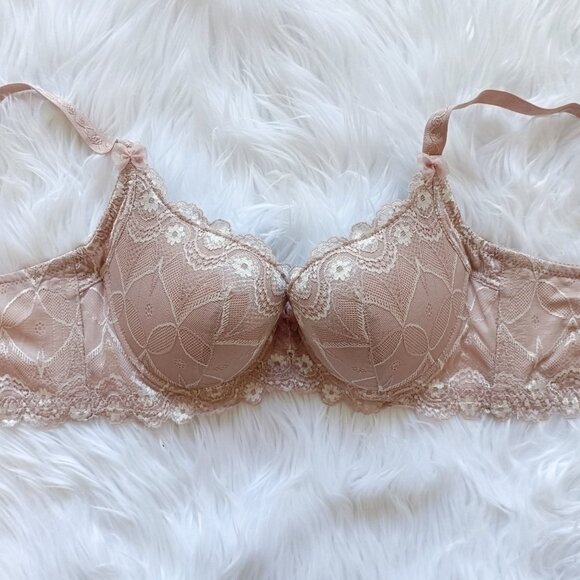 Vintage inspired nude pink lace balconette bra - Picture 2 of 6